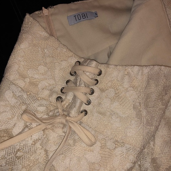 Cream Lace Mini Skirt - Picture 7 of 7